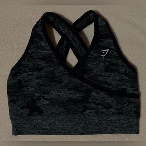 NWOT Gymshark Black Charcoal Camo Criss Cross Back Sports Bra - S/M